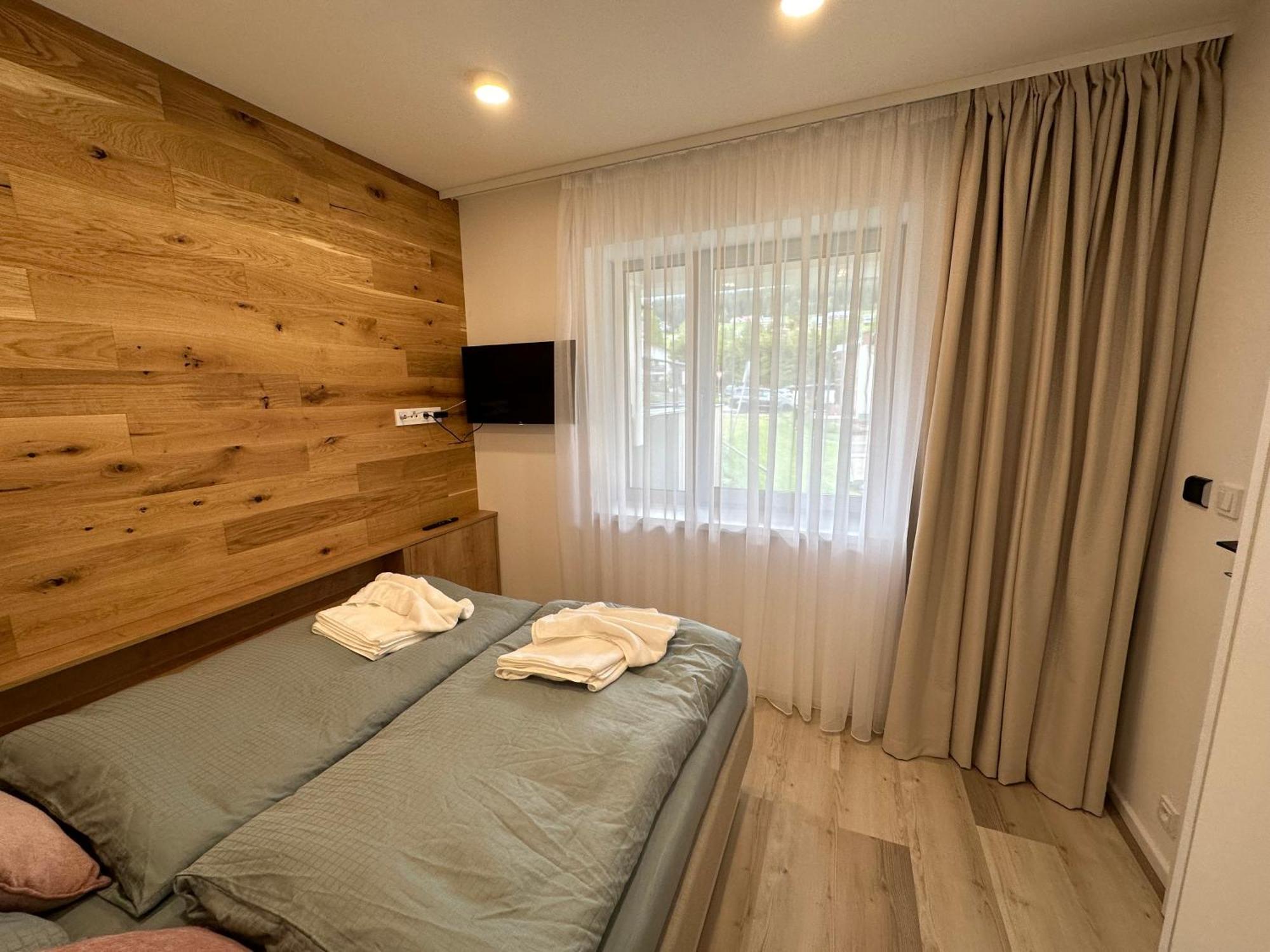 Apartman Oriens بيتس بود سنيزكو المظهر الخارجي الصورة