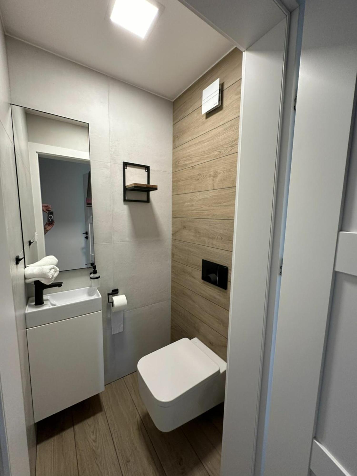 Apartman Oriens بيتس بود سنيزكو المظهر الخارجي الصورة